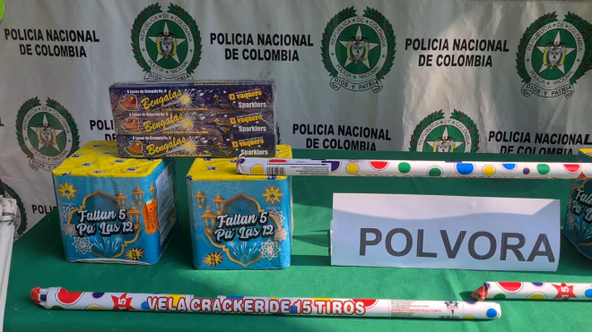 Policía fortalece los controles para evitar la comercialización y transporte de elementos pirotécnicos de manera ilegal.